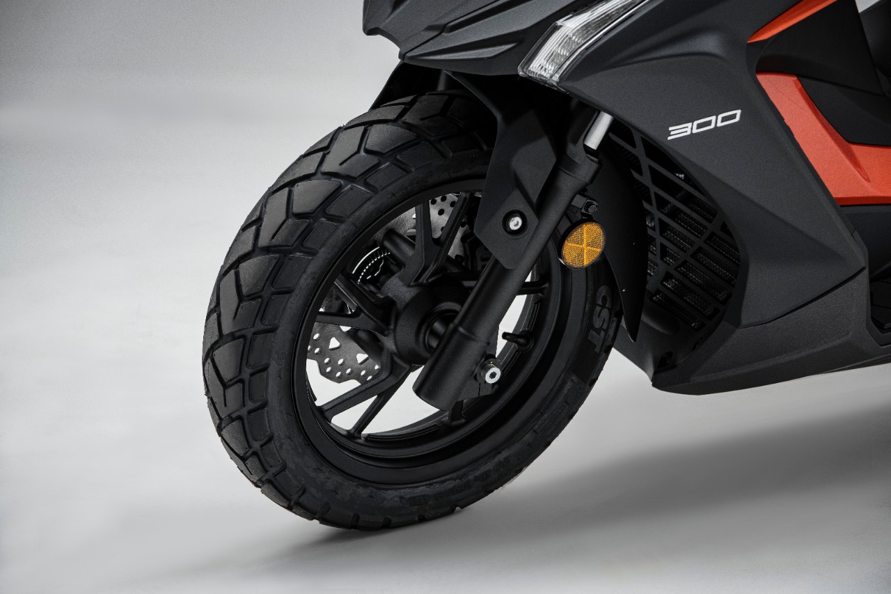 Kymco: si amplia la famiglia DTX 360